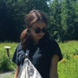 Meet your Posher, Leonora